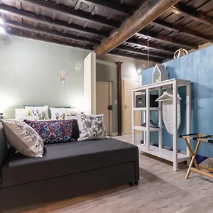 Romeathome Deluxe Campo Dei Fiori Apartment
